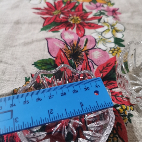 Vintage crystal trinket box - Picture 6 of 6